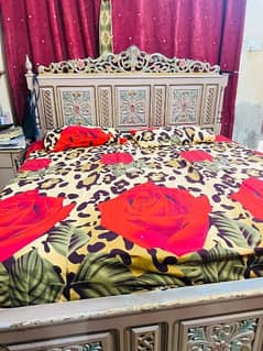king side bed with side tables and dressing 0