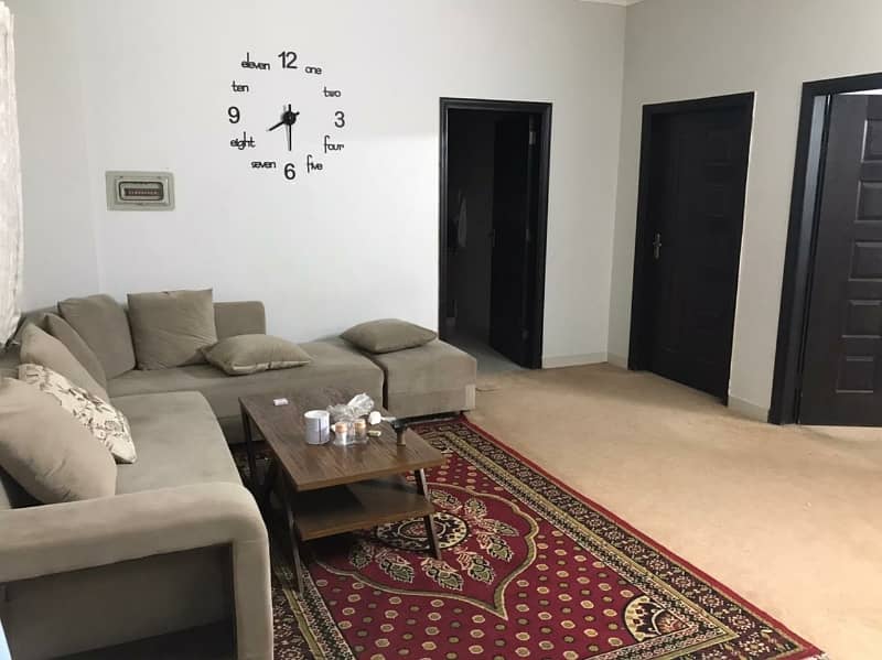 furnish flat for rent available in G15 1