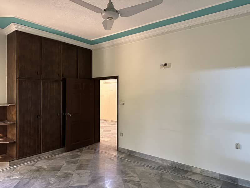 12 Marla House In Stunning Johar Town Phase 1 - Block G1 Is Available For Sale 12