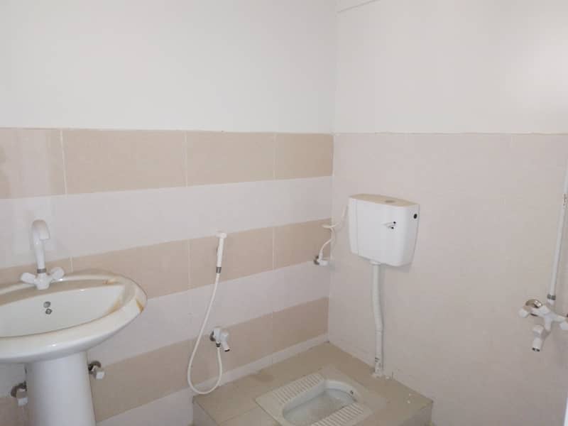 1350 Sqft Flat 3 Bed DD For Sale 7