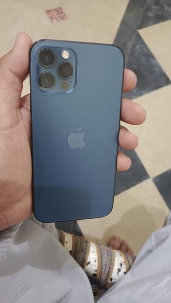 I phone 12 pro 512 GB 0