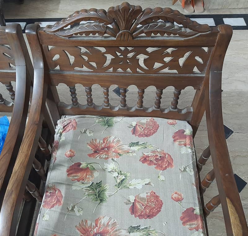 4 Seater Chinese Sofa for sale (2+1+1) 5