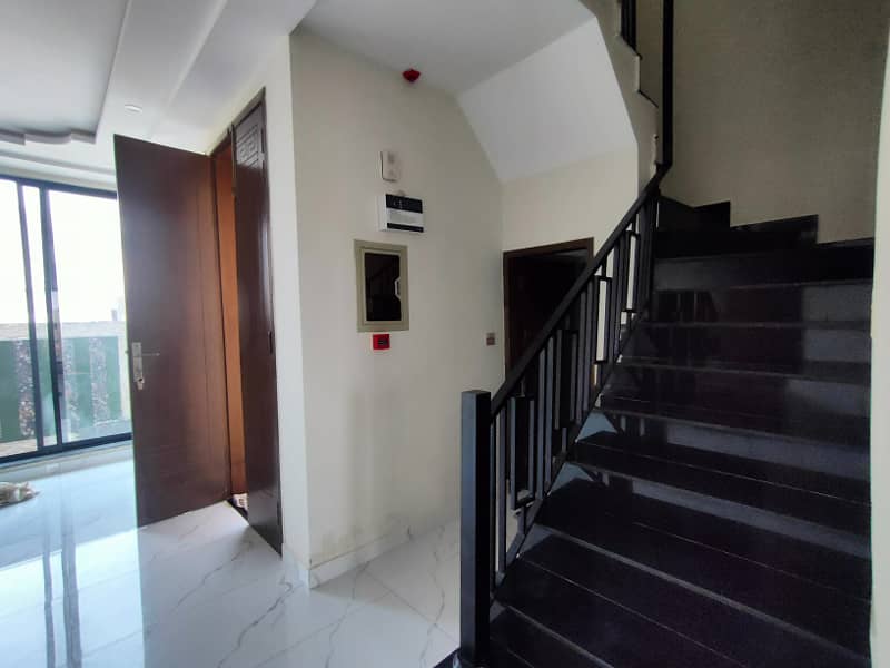 Outclass Location 5 Marla 3 Bedroom Modern Design House For Sale On 50Ft Road In Dha 9 Town Lahore 10