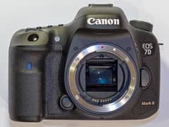 Canon 7D Mark 2 0