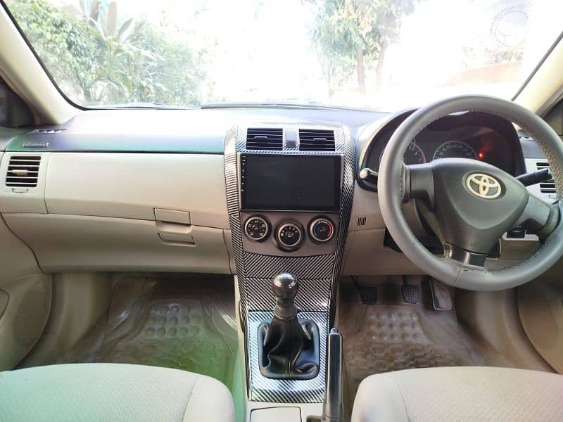 Toyota Corolla GLI 2012 4