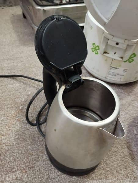 Electric Cooker, Fan, Grinder & Mixer, Cattle And Sandwich Maker 5