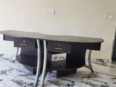 urgently selling 2 office tables 0