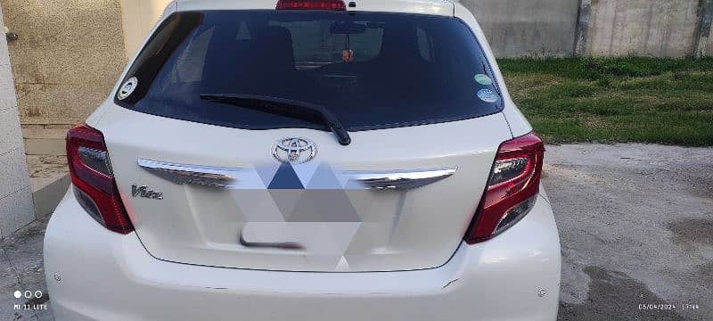 Toyota Vitz 2015 1