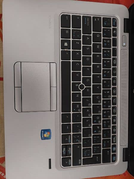 Hp Core i5 6th Generation 820 G3 model 1