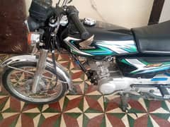 I want to sell Honda 125 , Model 2022, Islamabad number, Lush conditio