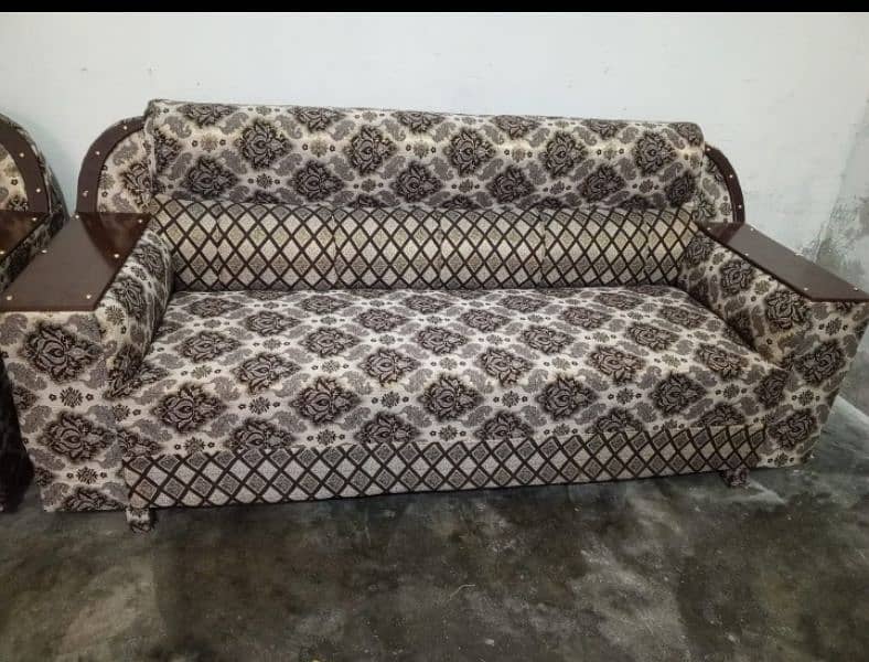 title is sofa 1
