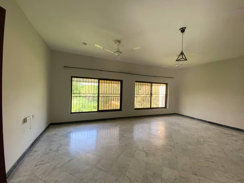 14 Marla Upper Portion Available. For Rent in G-15 Islamabad. 3