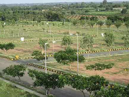 7 Marla Residential Plot Available For Sale in G-16/4 Islamabad. 4