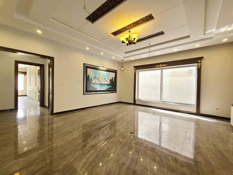 10 Marla brand new luxury House available for sale Rent in tech town Canal Road fsd 4