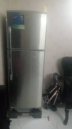 no frost fridge large size