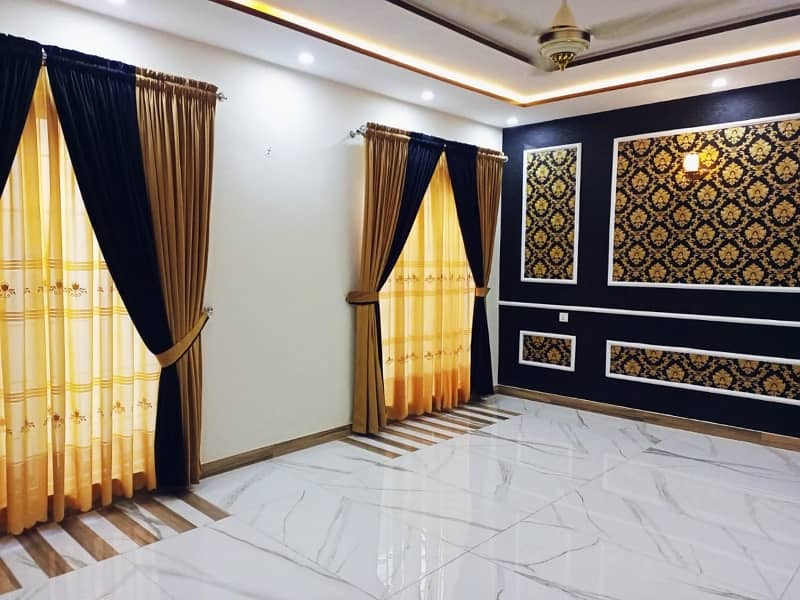 Brand New Italian Bungalow Available For Sale Nearby Wapda Town. 32