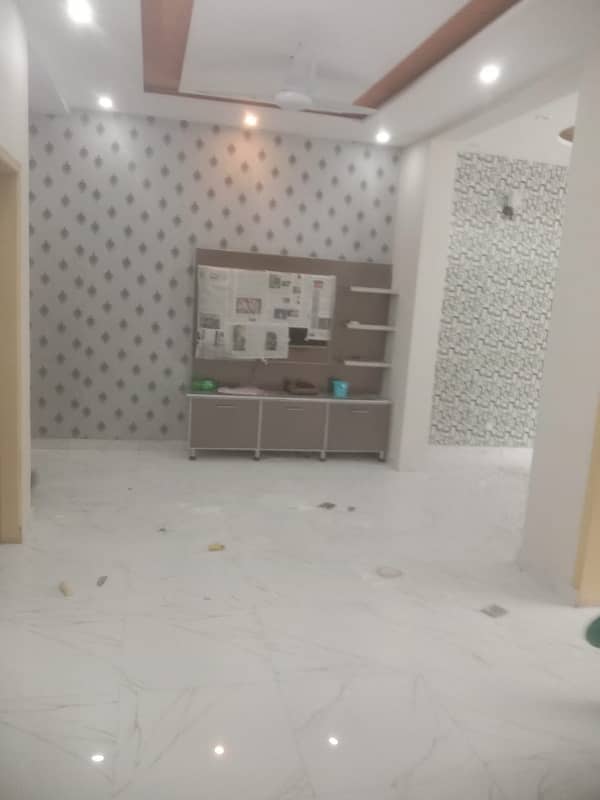 5 Marla Like New For Sale Nearby Mian Canal Road 36