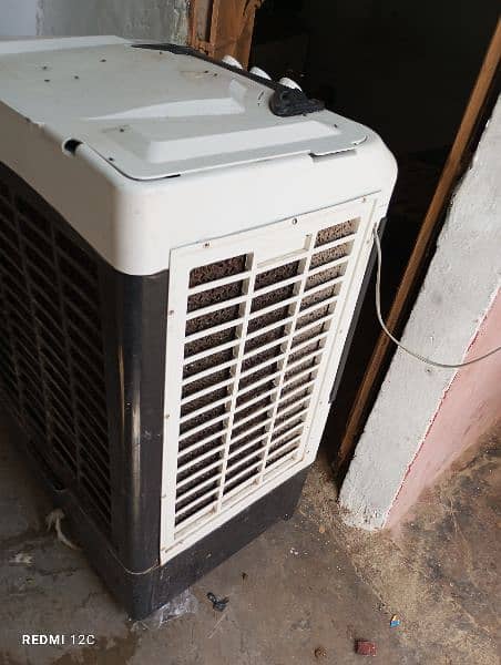 Air cooler maze company condition use all is ok. . 1