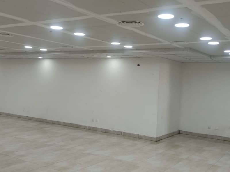 Commercial State Of Art Building Avaibale For Rent. 38