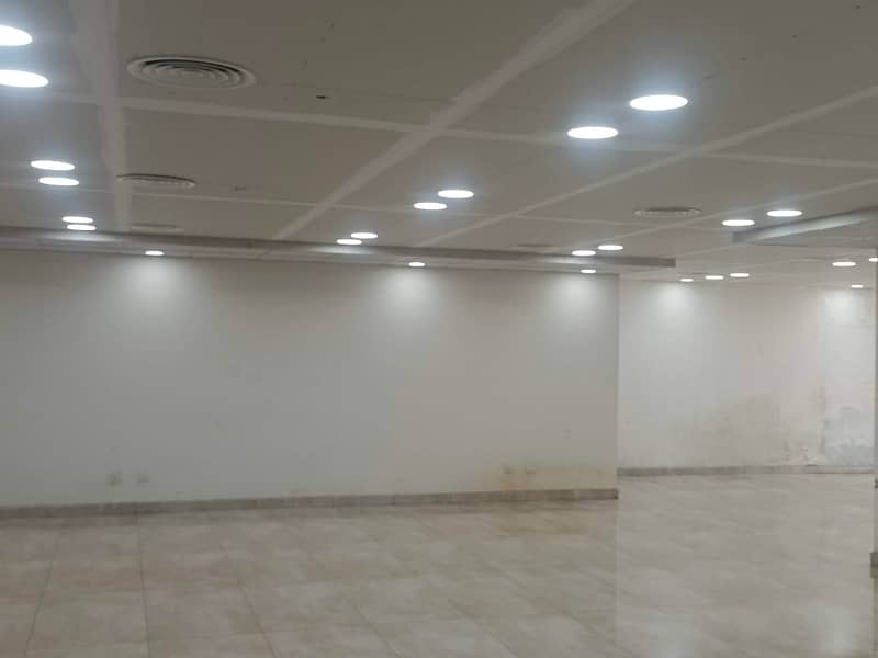 Commercial State Of Art Building Avaibale For Rent. 39