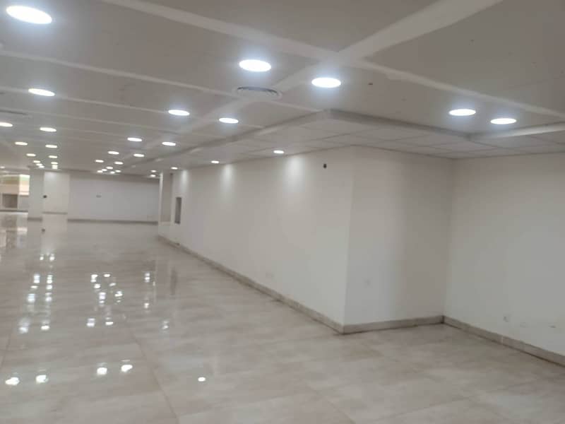 Commercial State Of Art Building Avaibale For Rent. 40