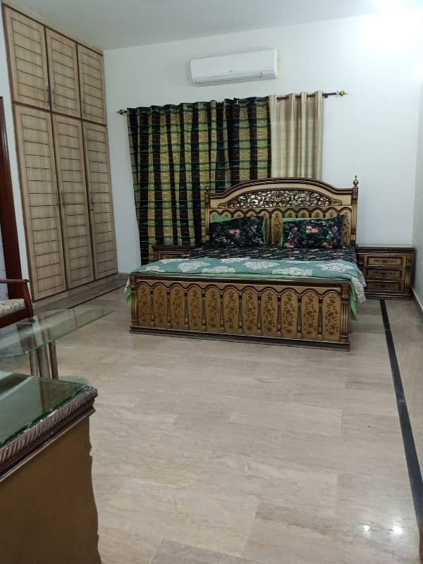 Kanal Upper Furnished Portion Avaibale For Rent. 37