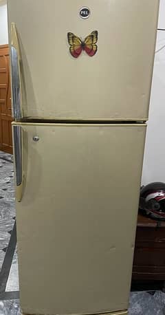 PEL refrigerator in good condition  jumbo size