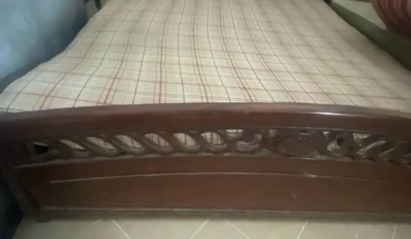 Wooden double bed 3