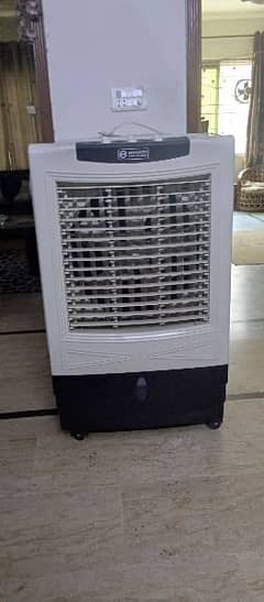 electric air cooler 10/10 condition slightly used