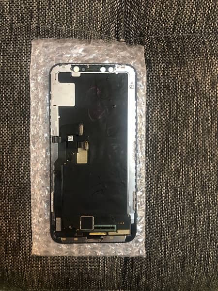 iphone x lcd read ad 3