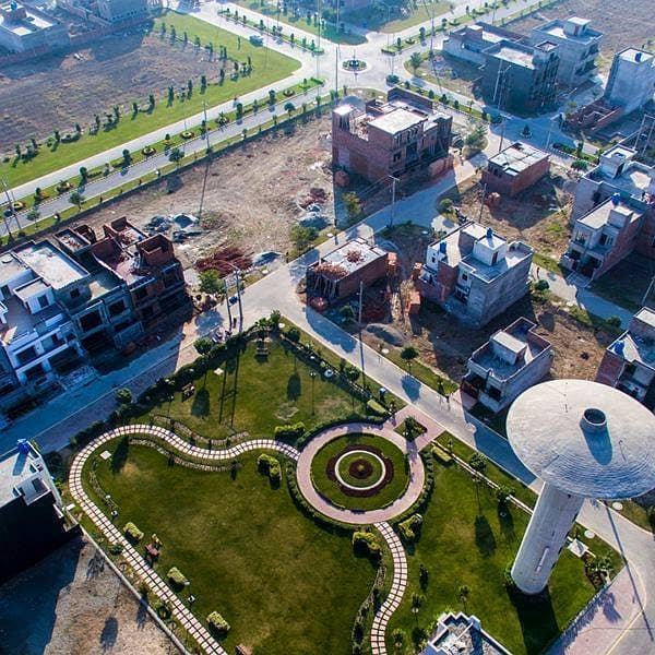 7 Marla Plot for Sale in Dream Avenue, Lahore 4