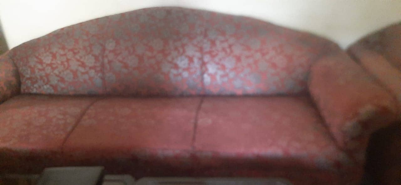 Old 3+2+1 Sofa for sale 1