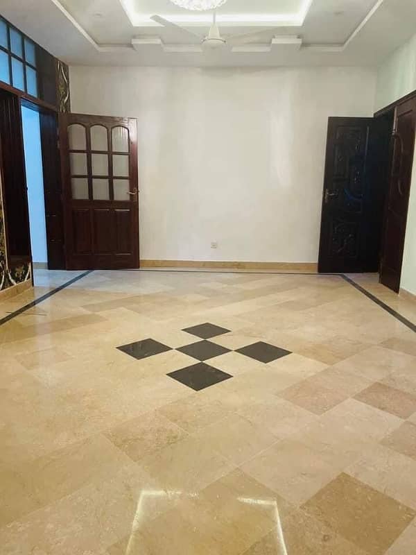 1 KANAL PORTION FOR RENT IN MARGALLA TOWN 3