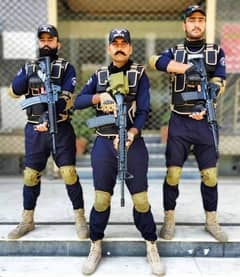 Security Guard , Staff Commandos 0