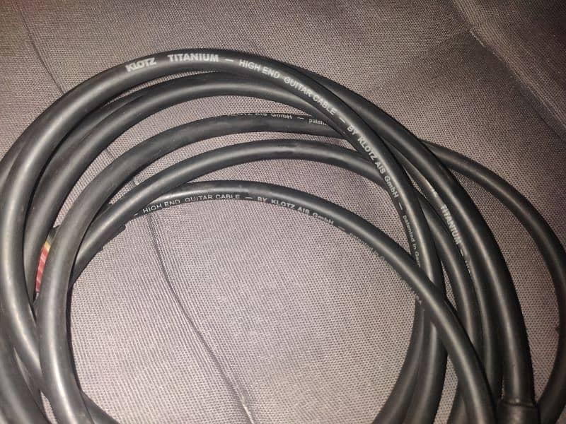 Guitar cables 5
