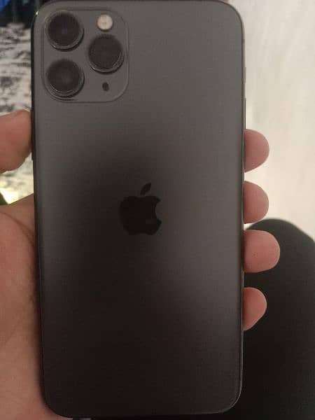 iphone 11 pro 3