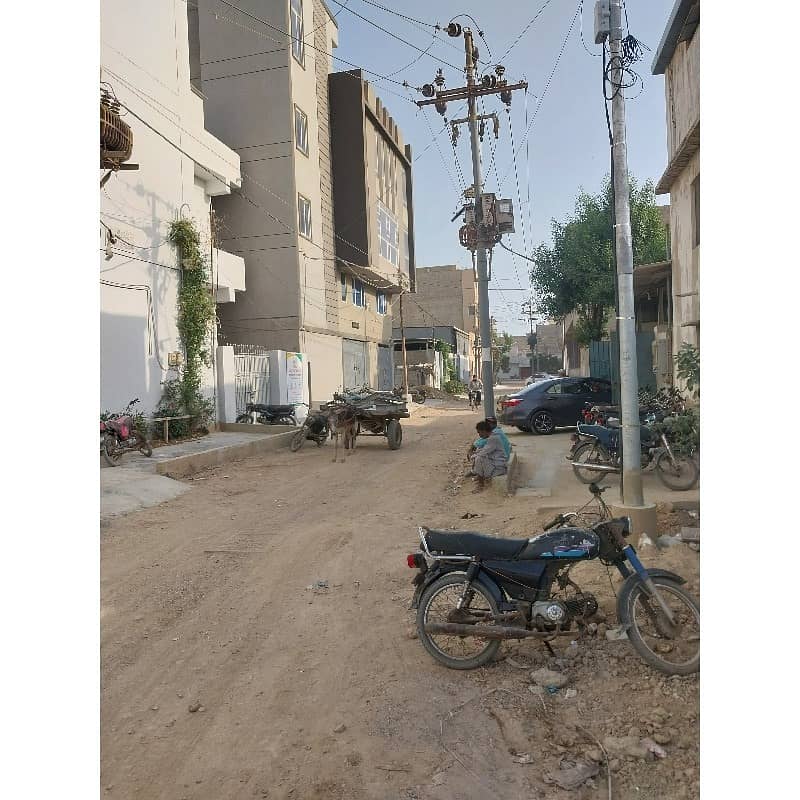 Factory Available For Sale Korangi Industrial Area Near Shan Chowrangi About 4800 Square Yard 2