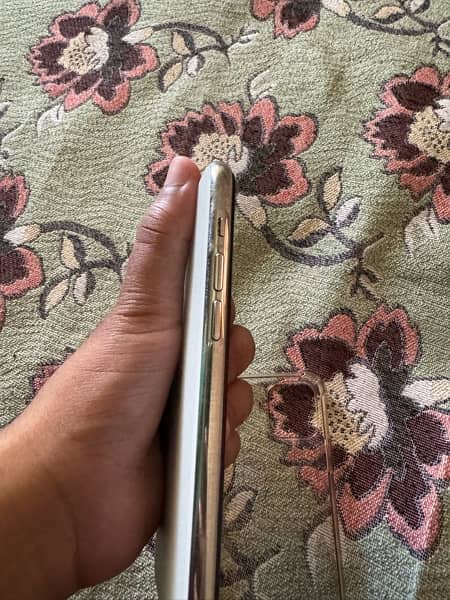 iphone 11pro Pta aproved 4