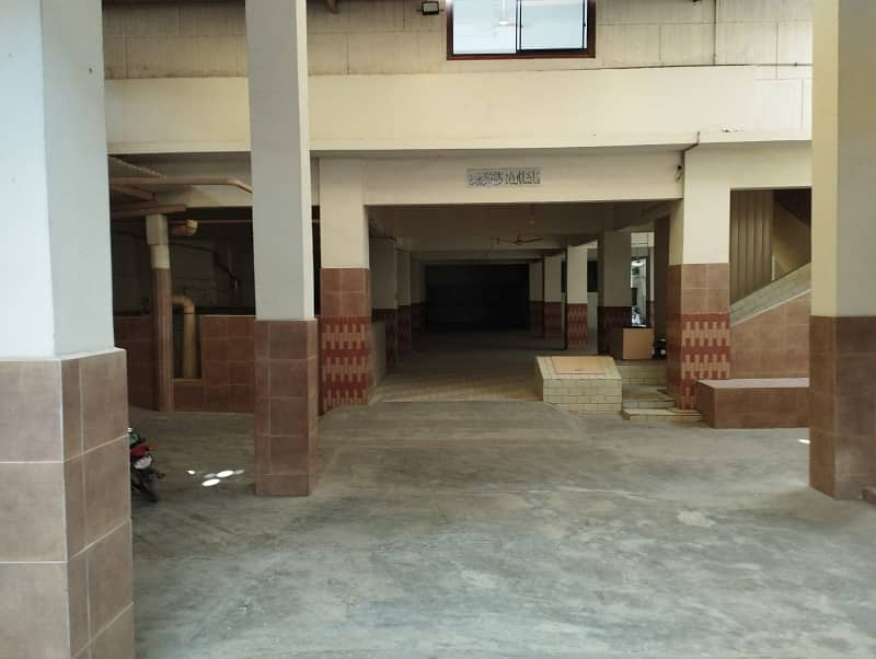 Available For Rent In Korangi Industrial Area Near Brookes Chowrangi In Mehran Town Ground Floor +2 Floor Fully Tiled Floors With Own P. M. T 150 K. W. A Electric Power
Approx 1000 Kg Industrial Loading Lift Nearest Main Road, Excellent Location . 10