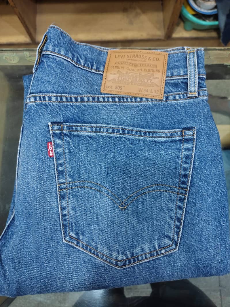 orgnal | Levi. s| premium jeans available and athar leftavar jans 9