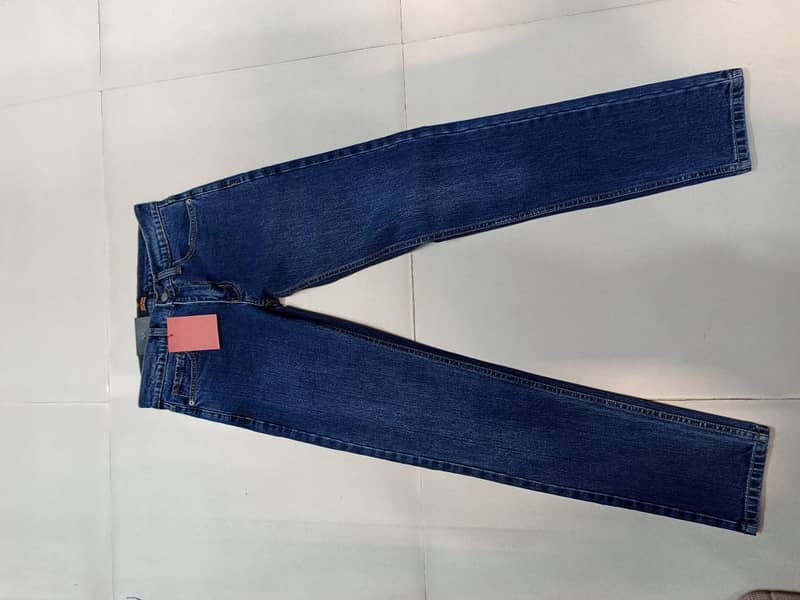 orgnal | Levi. s| premium jeans available and athar leftavar jans 10