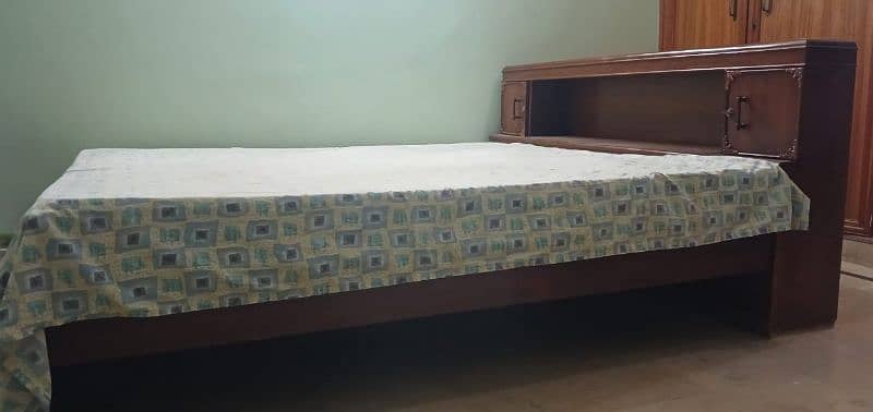 king size wooden bed without out mattress 1