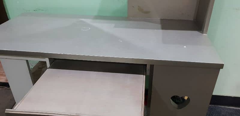 Computer Table For Sale 1