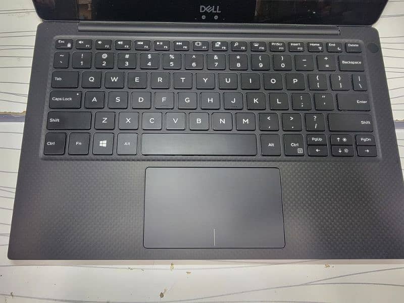 Dell XPS 13 9370 1