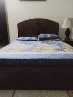 Brand New custom made wood texture bed set for sale