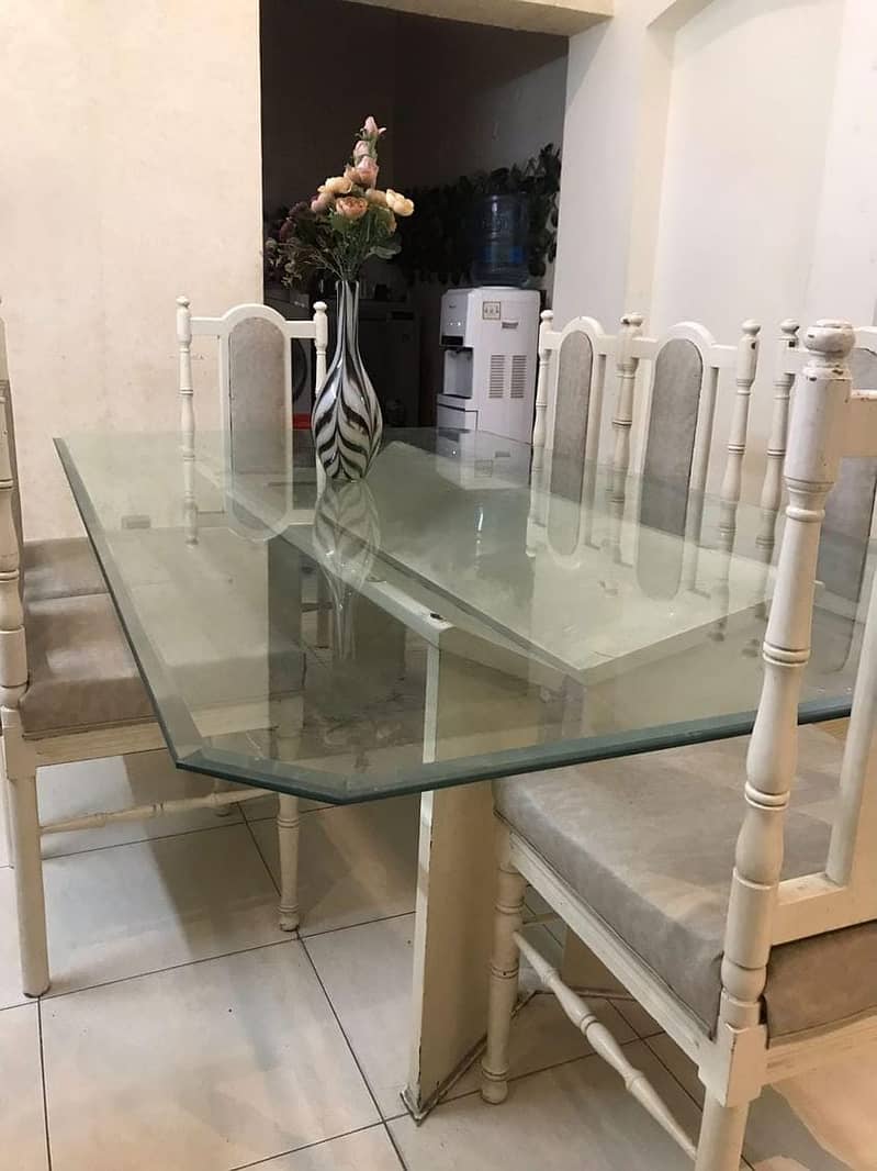 Dining table for sale 2