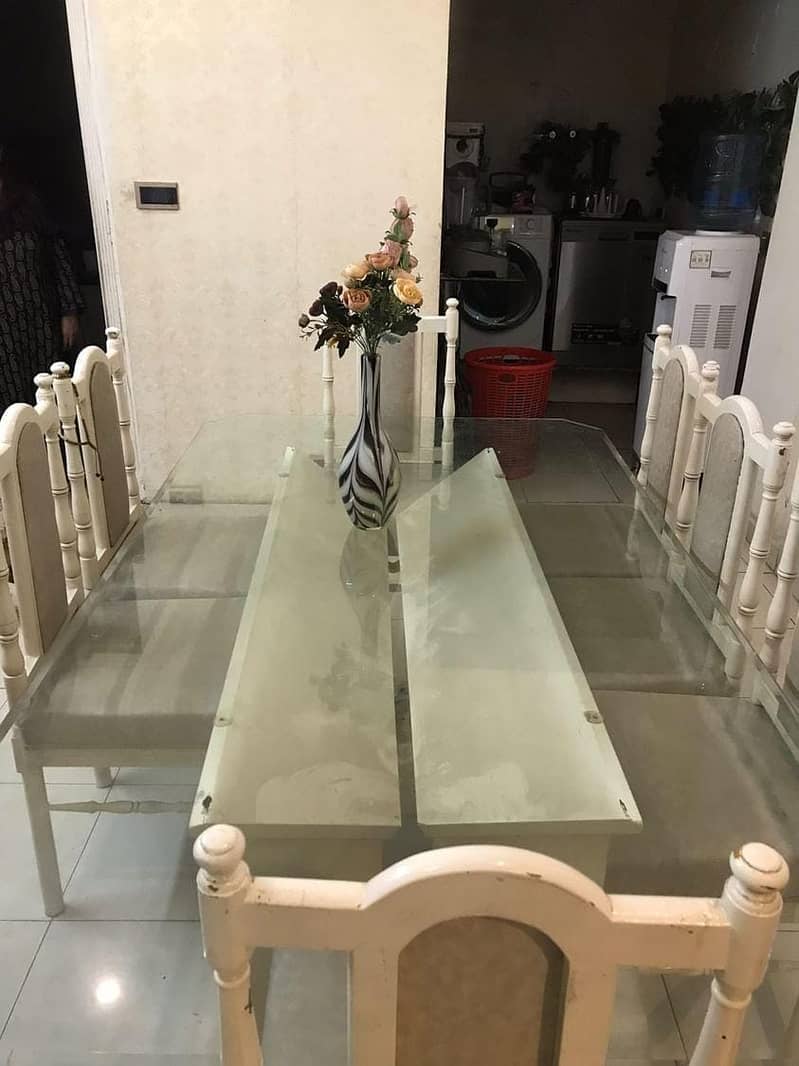 Dining table for sale 3