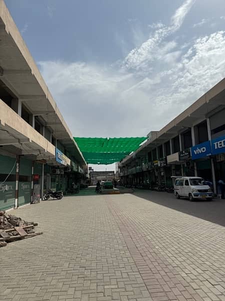 Shop For Rent In Sultan Mobile Plaza 2