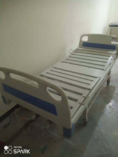 OT , gyne , hospital , lab equipments for sale 2