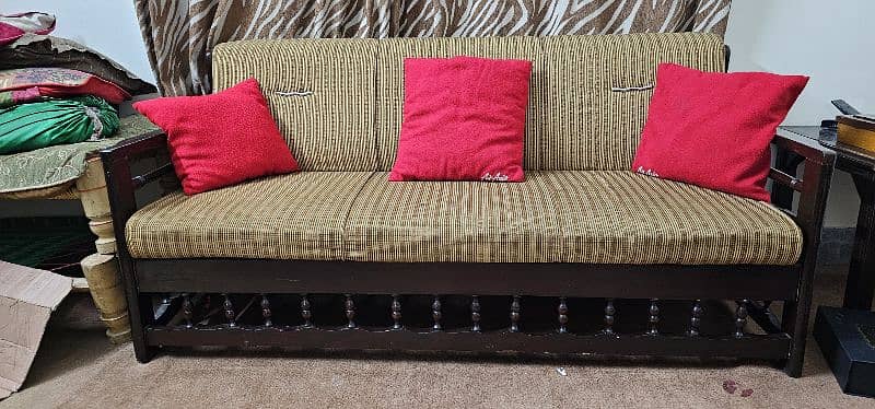 Pure Sheesham Wood Classic 5 Seater Sofa Set 1